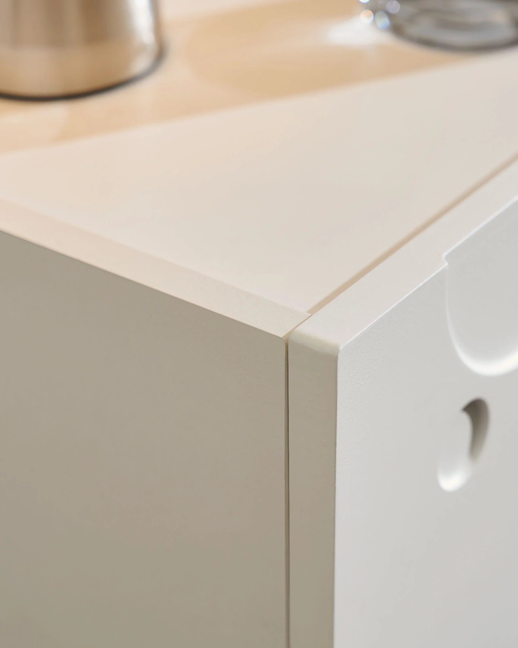 Bubbli LED Bedside Table-3